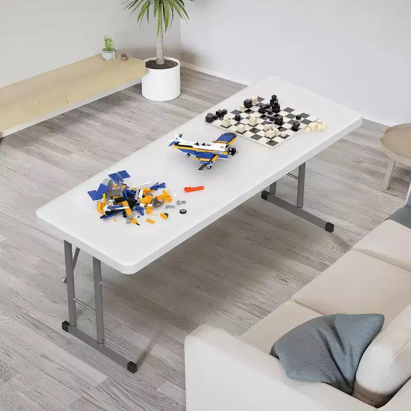 Table pliante étroite de 4 pieds, plateau en PEHD avec cadre métallique, blanc, 70,5x17,5x28,5 po