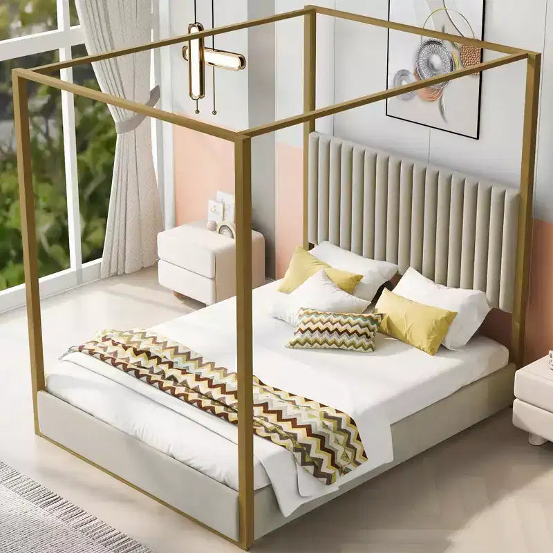 Lit queen-size à baldaquin avec tête de lit capitonnée, cadre en métal doré à 4 montants, beige, 63,4x83x77,7 pouces