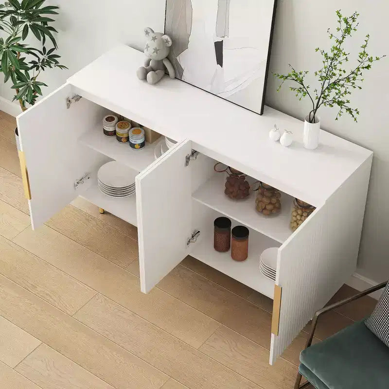 Buffet moderne de 144 cm avec panneaux latéraux rainurés et étagères réglables, blanc