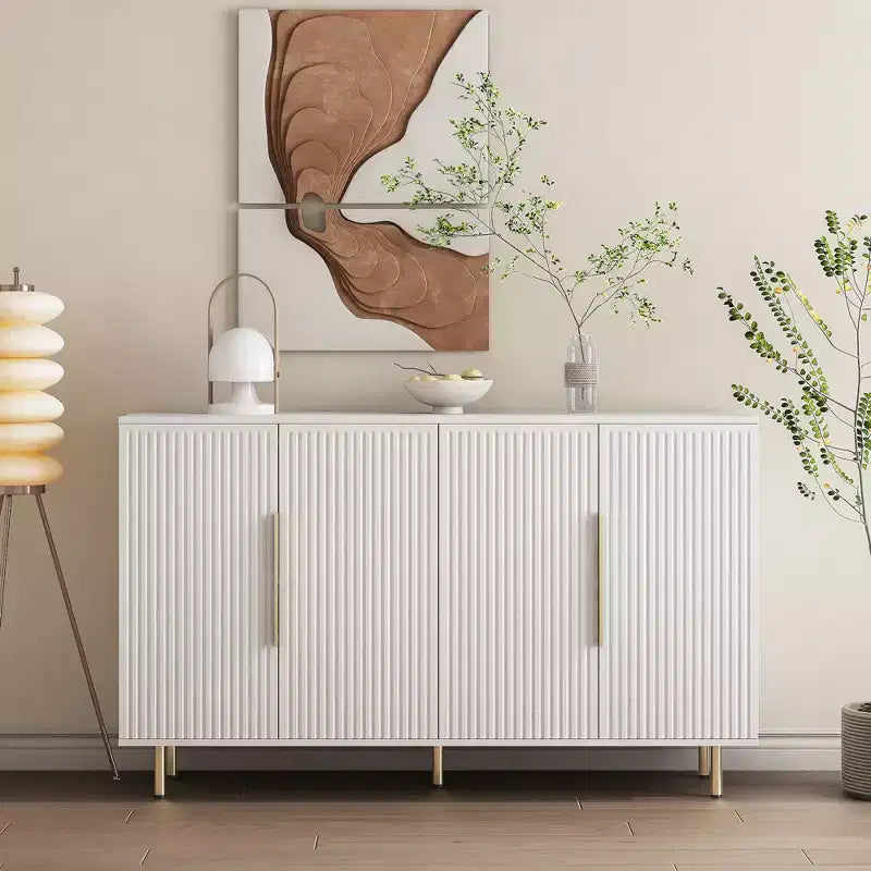 Buffet moderne de 144 cm avec panneaux latéraux rainurés et étagères réglables, blanc