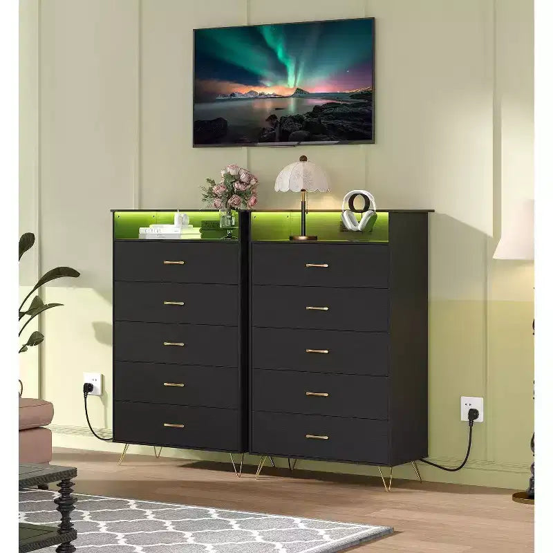 Commode haute moderne à 5 tiroirs pour chambre à coucher, commode en bois avec glissières à fermeture silencieuse, résistante à l'eau, 84,6 x 42,4 x 134,9 cm