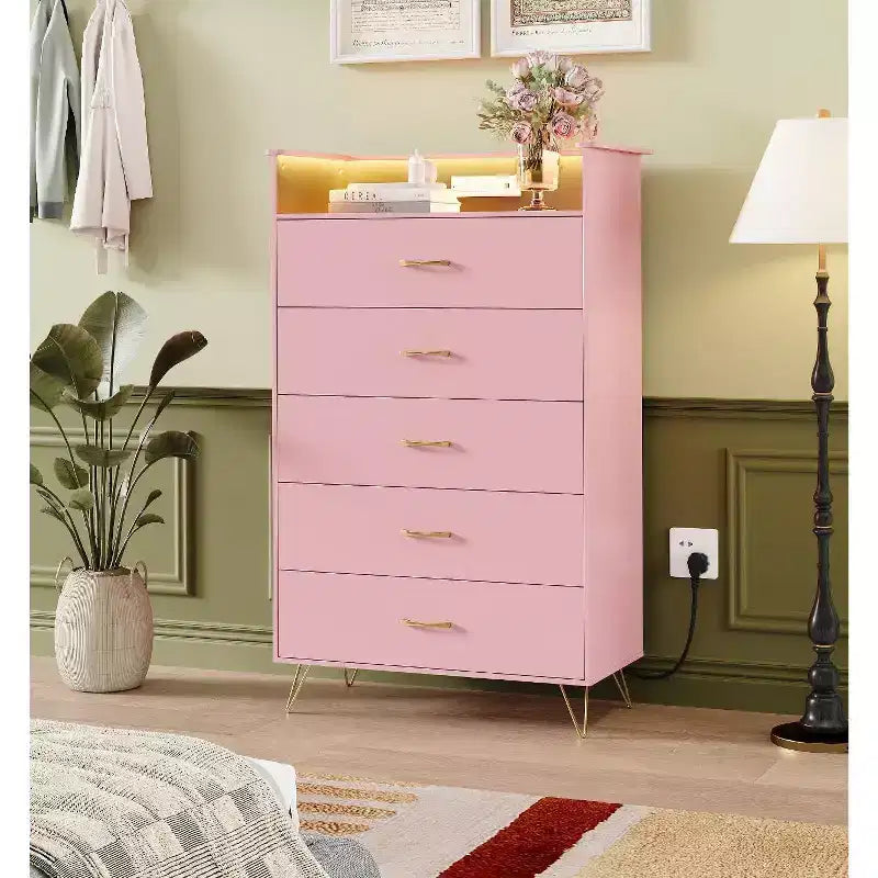 Commode haute moderne à 5 tiroirs pour chambre à coucher, commode en bois avec glissières à fermeture silencieuse, résistante à l'eau, 84,6 x 42,4 x 134,9 cm